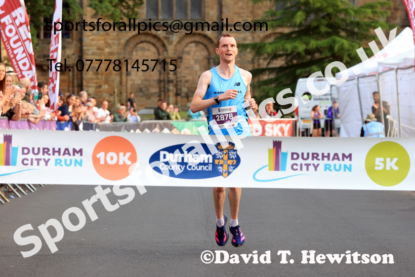 Durham City Run 10k, 2026 Durham City Run 5k and 10k, Durham. Photo: David T. Hewitson/Sports for All Pics
